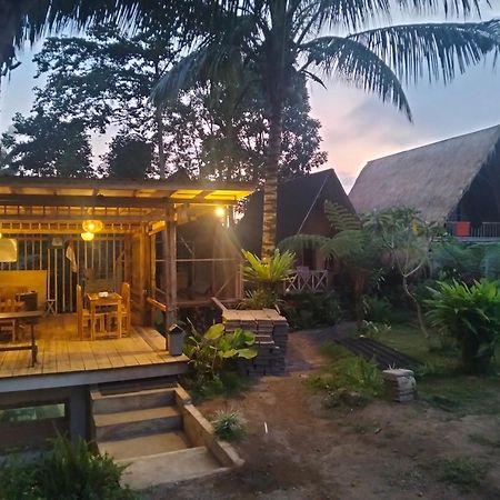 Girang Rinjani Bungalows 테테바투 외부 사진